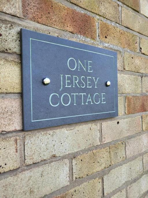 Jersey Cottage Horseheath Buitenkant foto